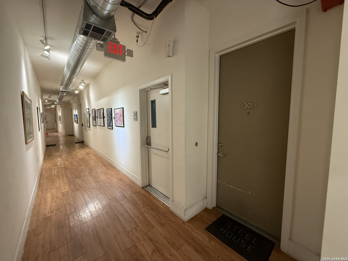 1401 S FLORES ST, #APT 301, San Antonio, TX 78204