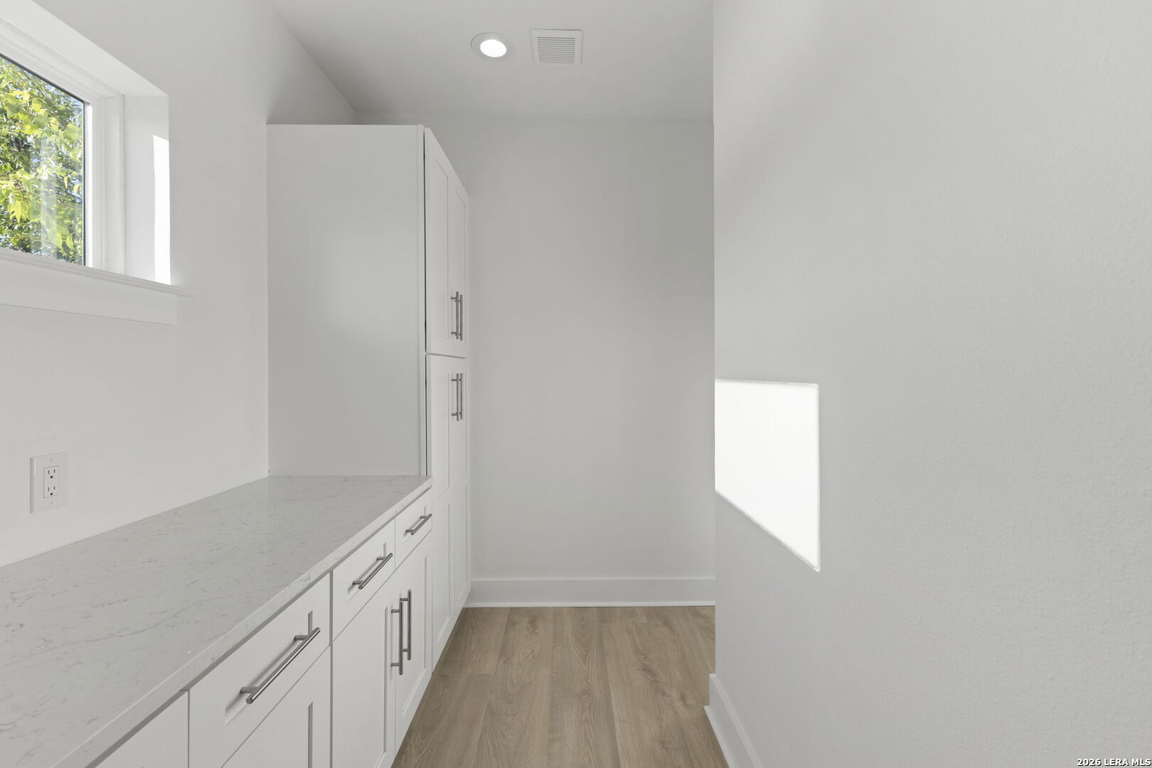 715 OGDEN ST, #104, San Antonio, TX 78212