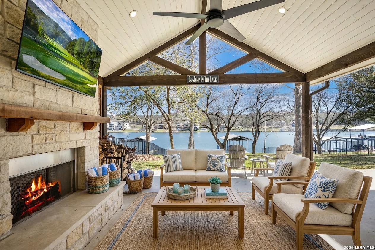 Property photo for 1001 Lakeshore, Marble Falls, TX