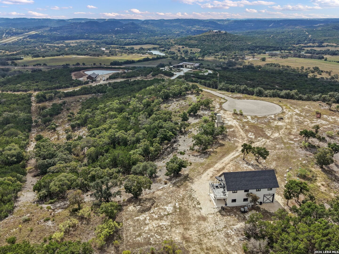 213 Sonderland Pass, Comfort, TX 78013