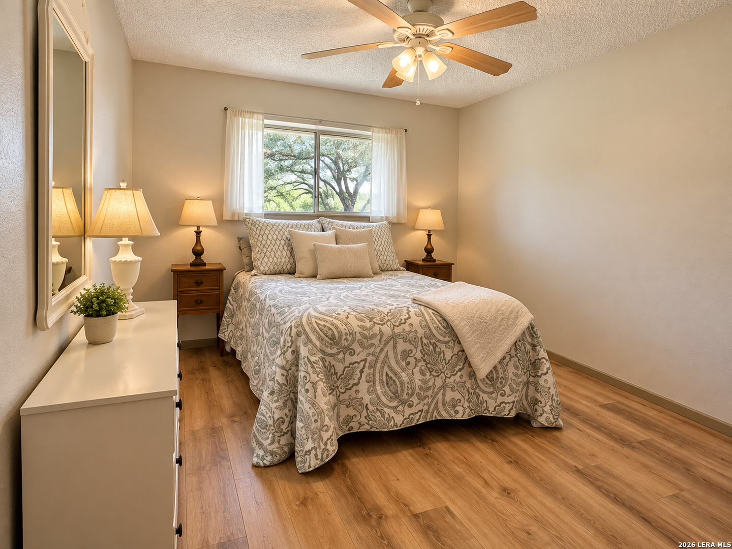 228 Sagecrest Dr, Hollywoodpark, TX 78232