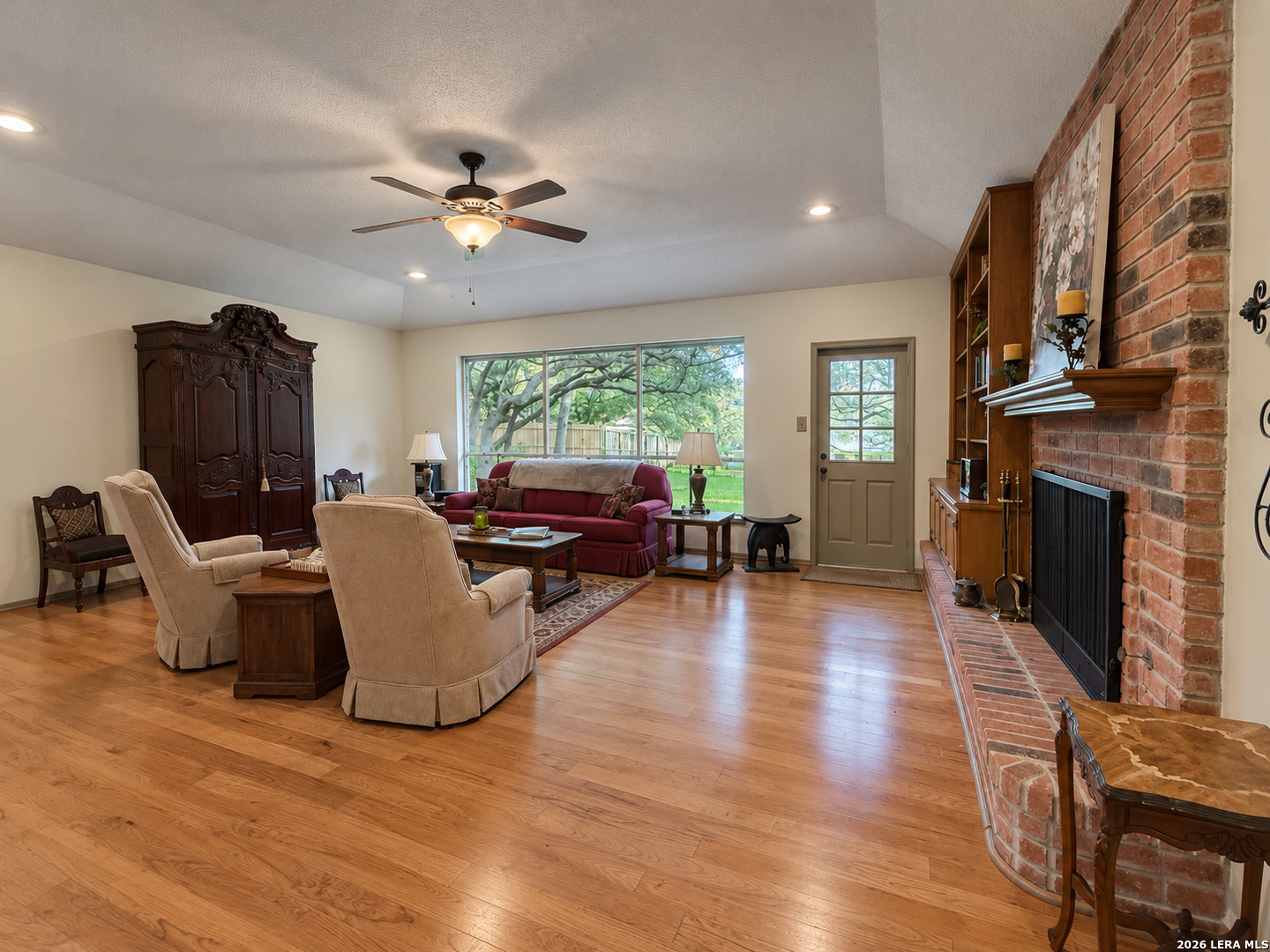 228 Sagecrest Dr, Hollywoodpark, TX 78232