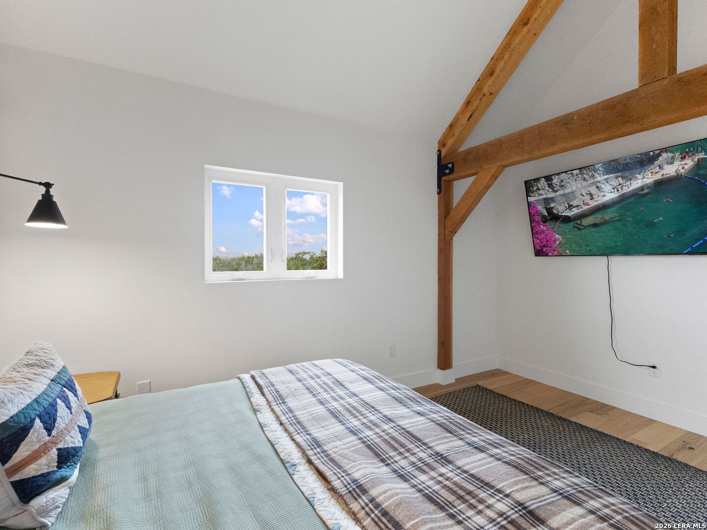 213 Sonderland Pass, Comfort, TX 78013