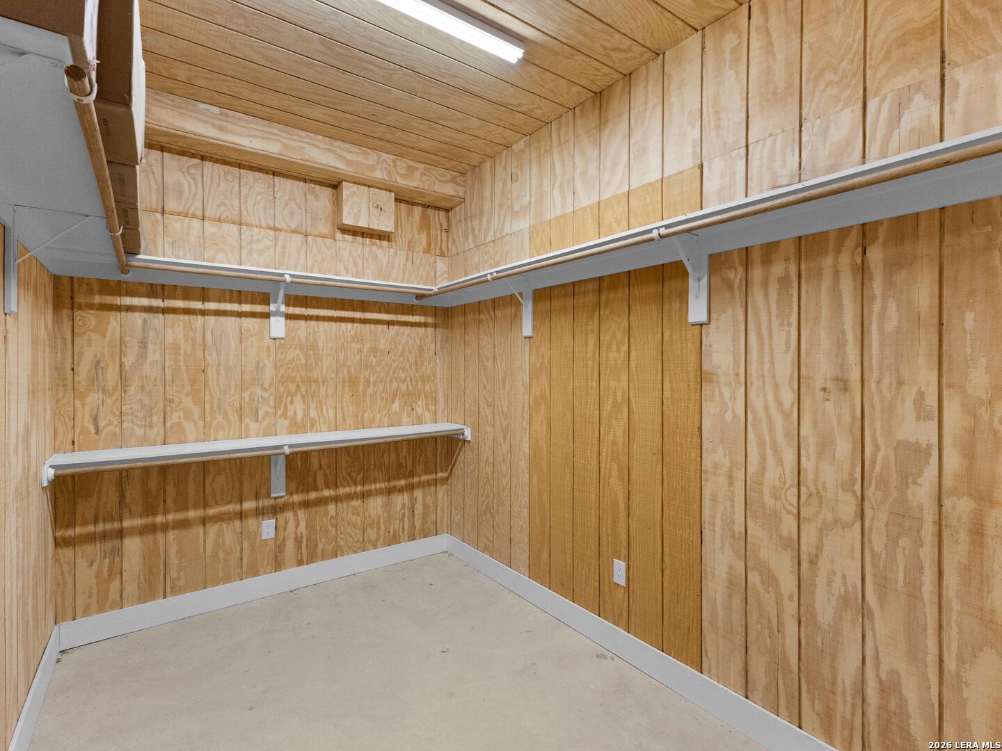 213 Sonderland Pass, Comfort, TX 78013