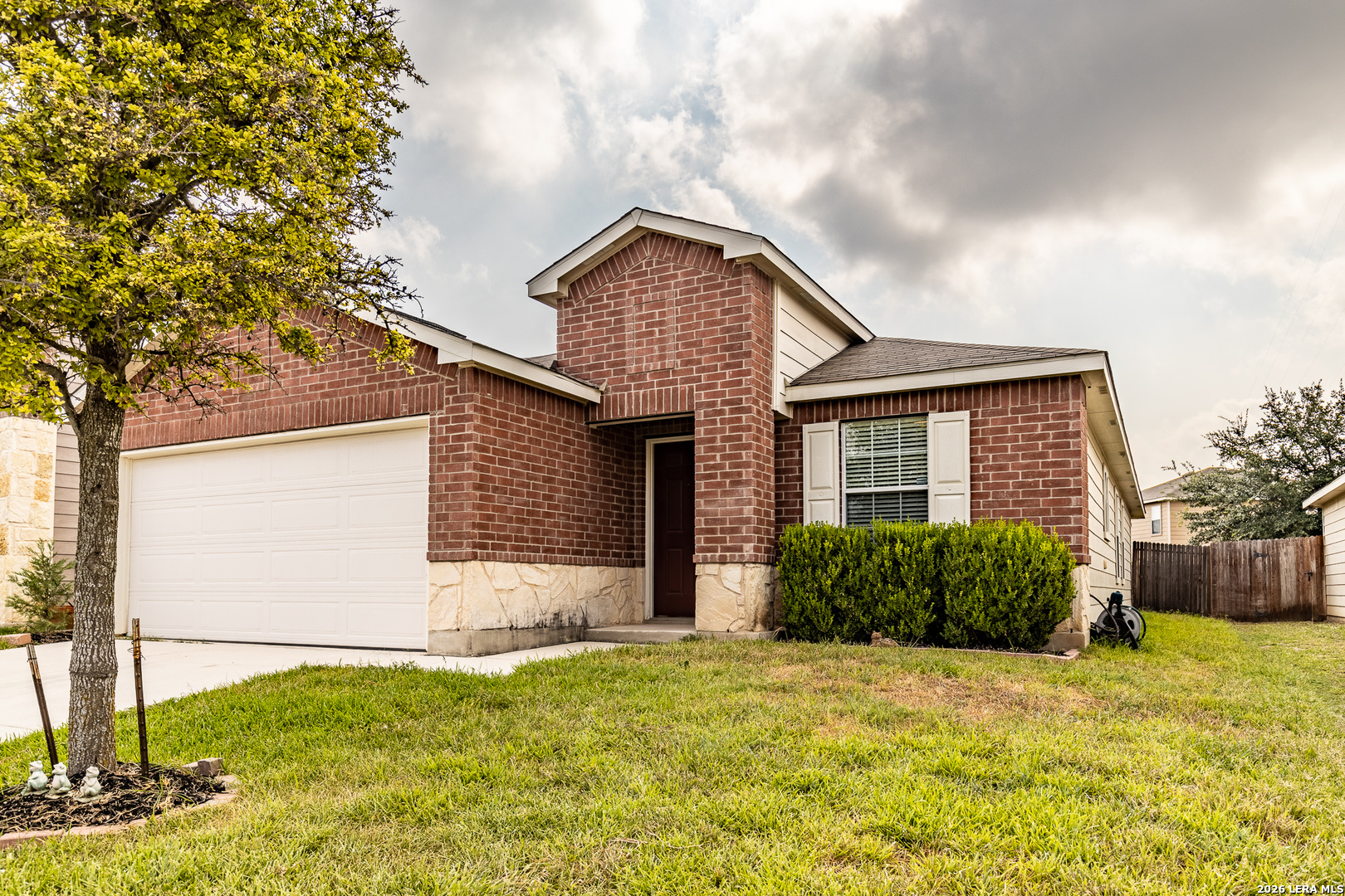 Property photo for 8966 N Oakwood Park, San Antonio, TX
