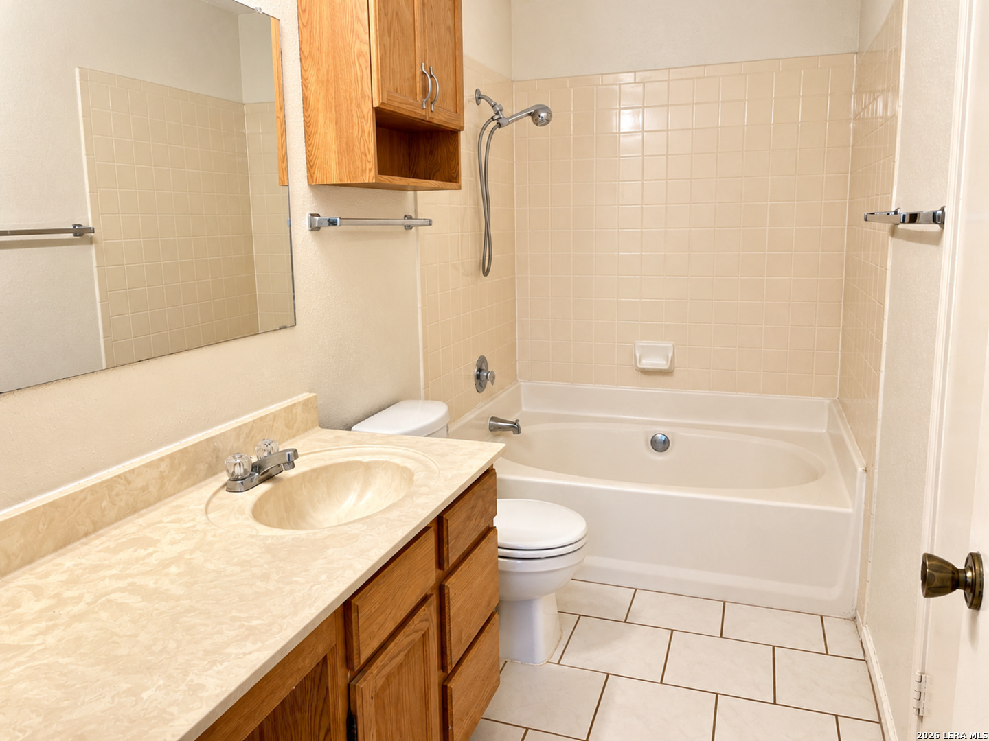 2854 ALMOND FIELD DR, San Antonio, TX 78245