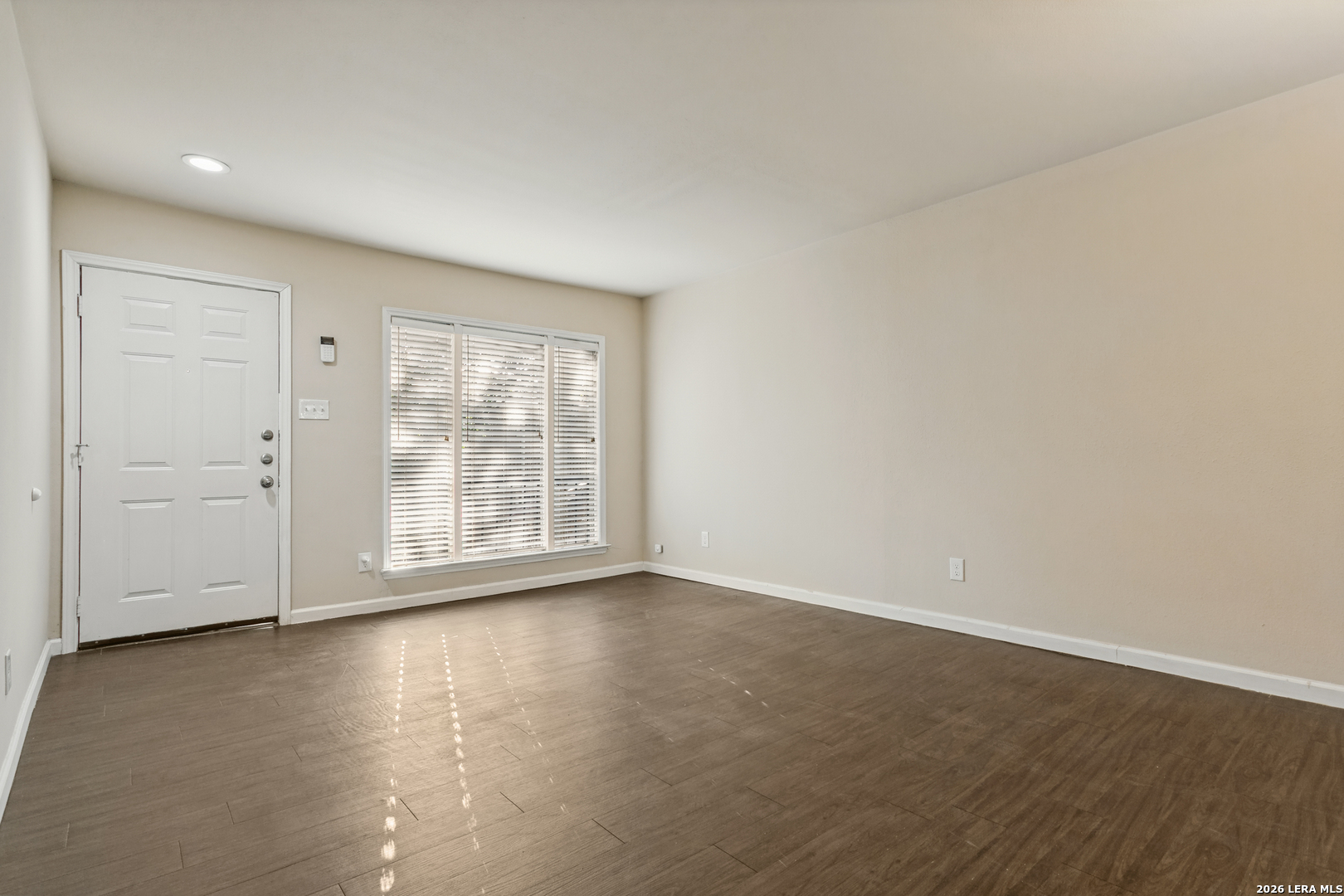 255 E Rampart Dr, #203, San Antonio, TX 78216