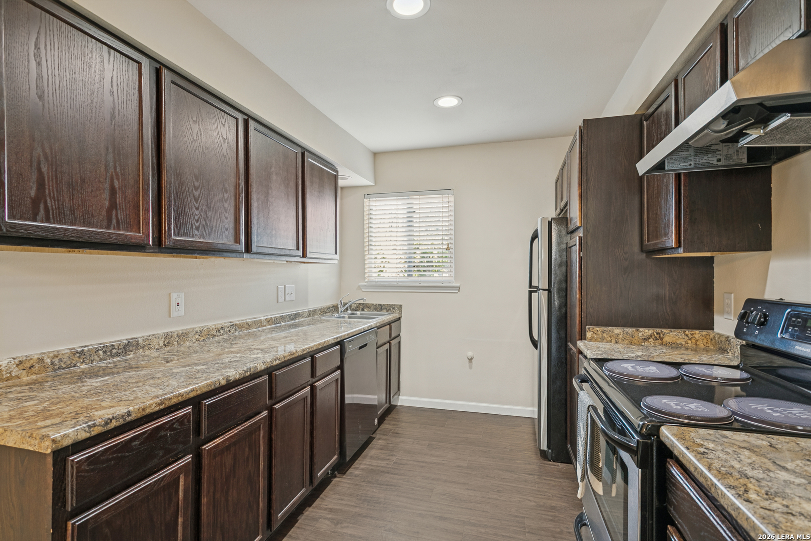 255 E Rampart Dr, #203, San Antonio, TX 78216