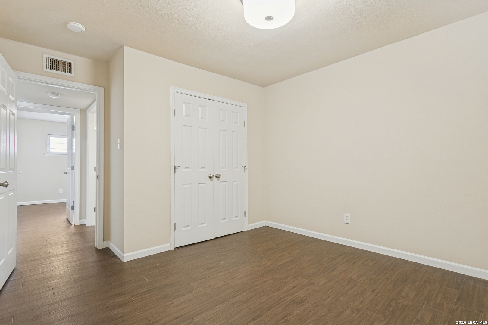 255 E Rampart Dr, #203, San Antonio, TX 78216