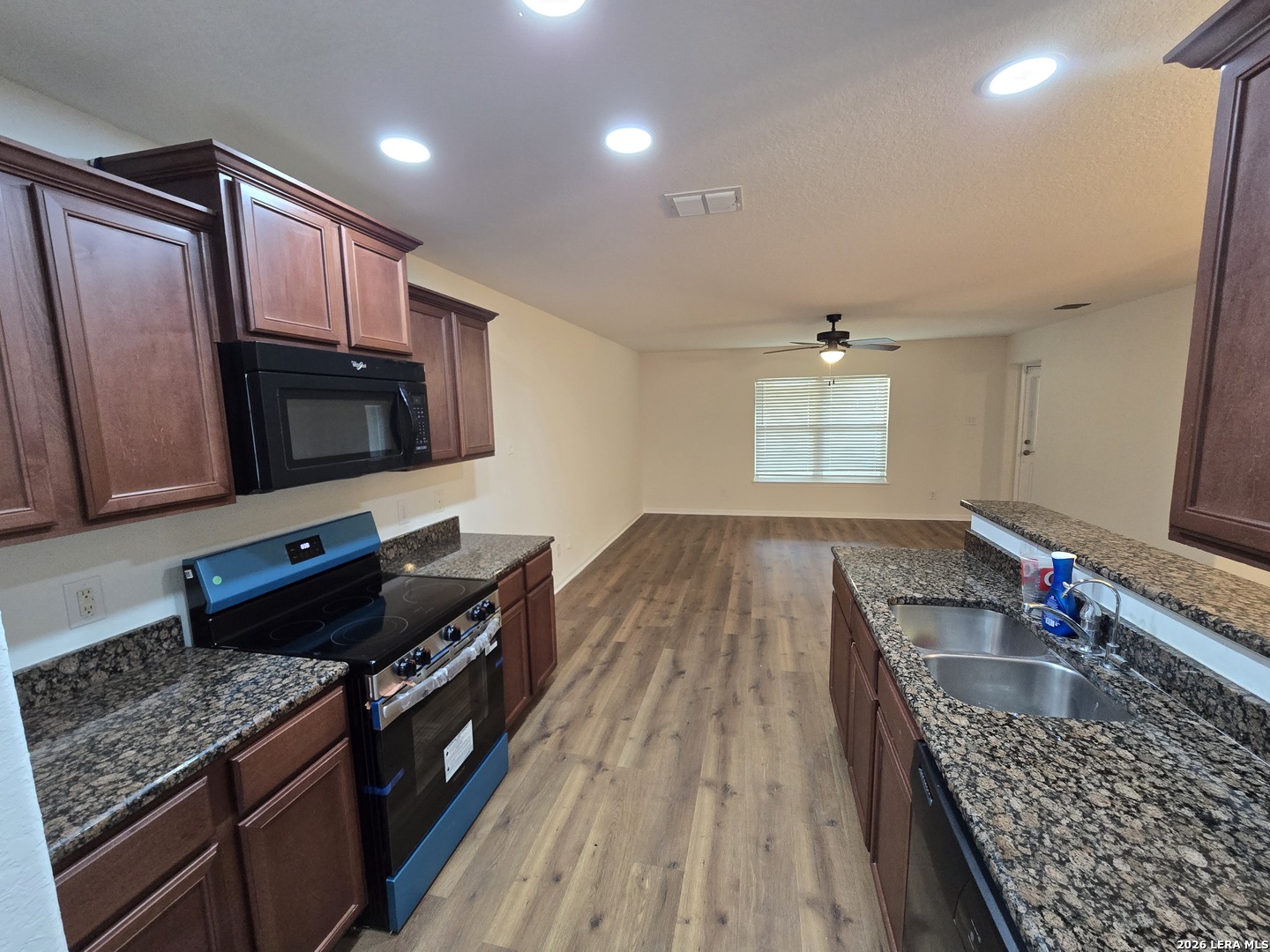 12150 LUCKEY VW, San Antonio, TX 78252