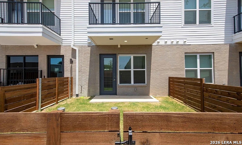 2232 Empire Central Dr, #207, Dallas, TX 75235
