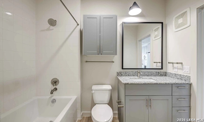 2232 Empire Central Dr, #207, Dallas, TX 75235