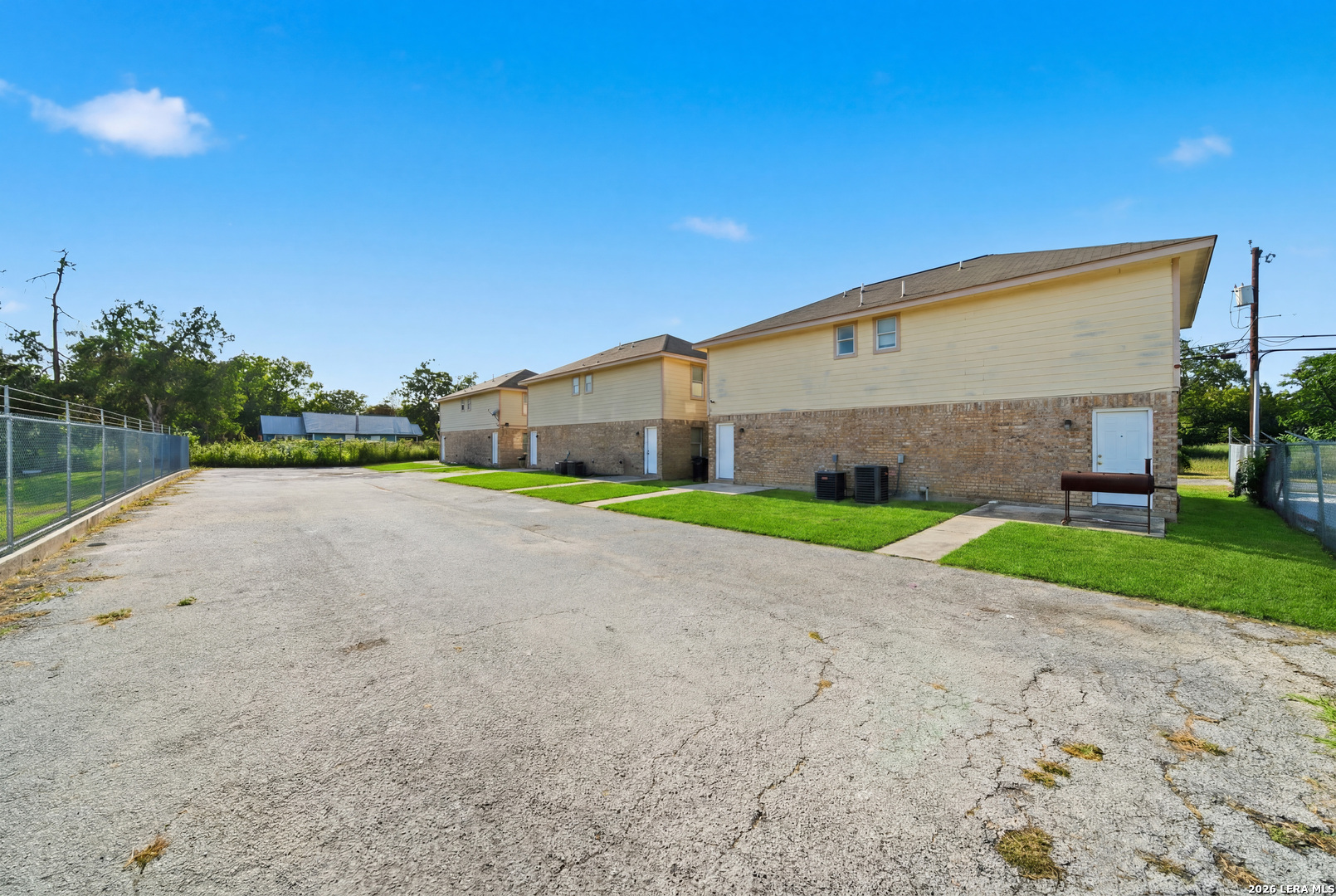 414 W Harlan, #2, San Antonio, TX 78214