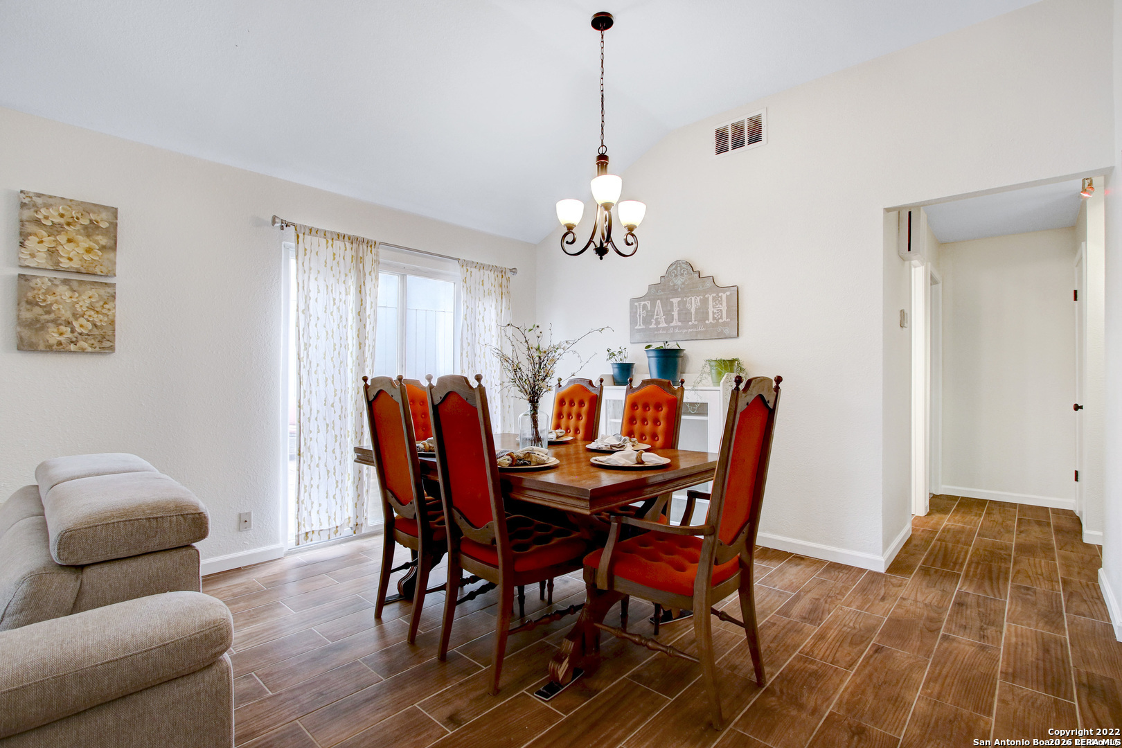 7412 Barnsley, San Antonio, TX 78250