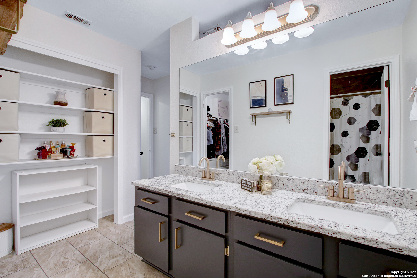 7412 Barnsley, San Antonio, TX 78250