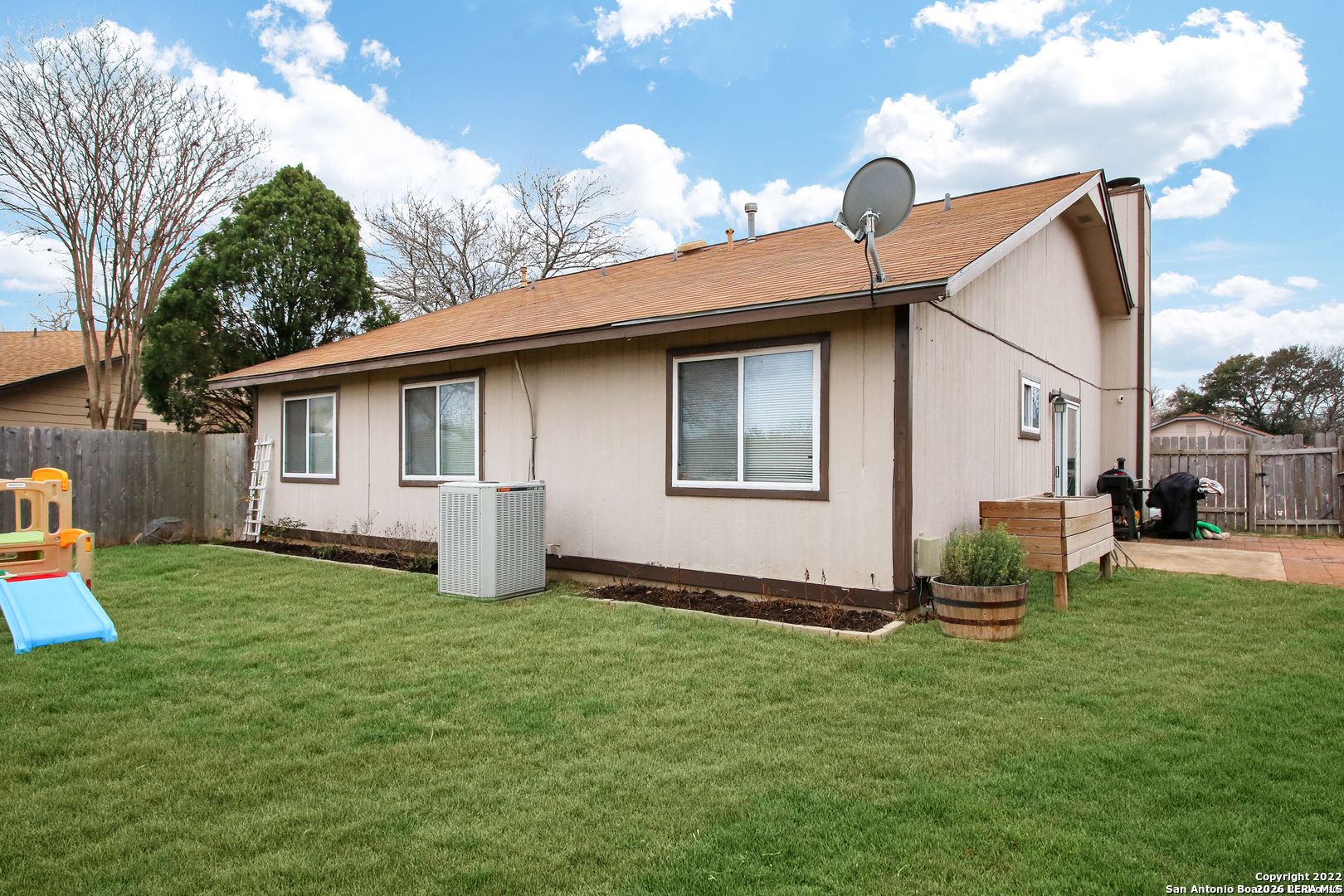 7412 Barnsley, San Antonio, TX 78250