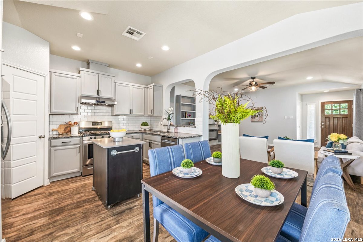 472 MALLOW DR, New Braunfels, TX 78130