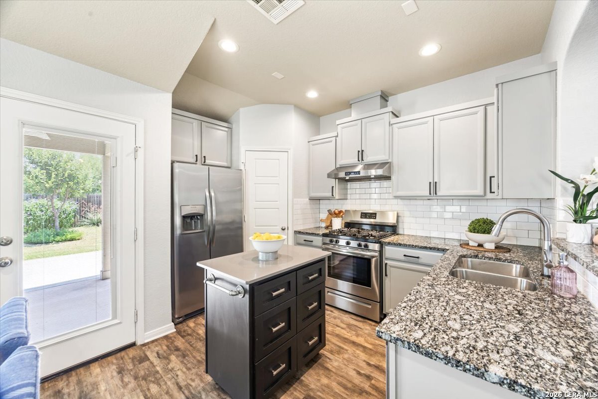 472 MALLOW DR, New Braunfels, TX 78130