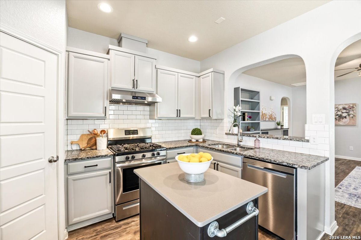 472 MALLOW DR, New Braunfels, TX 78130