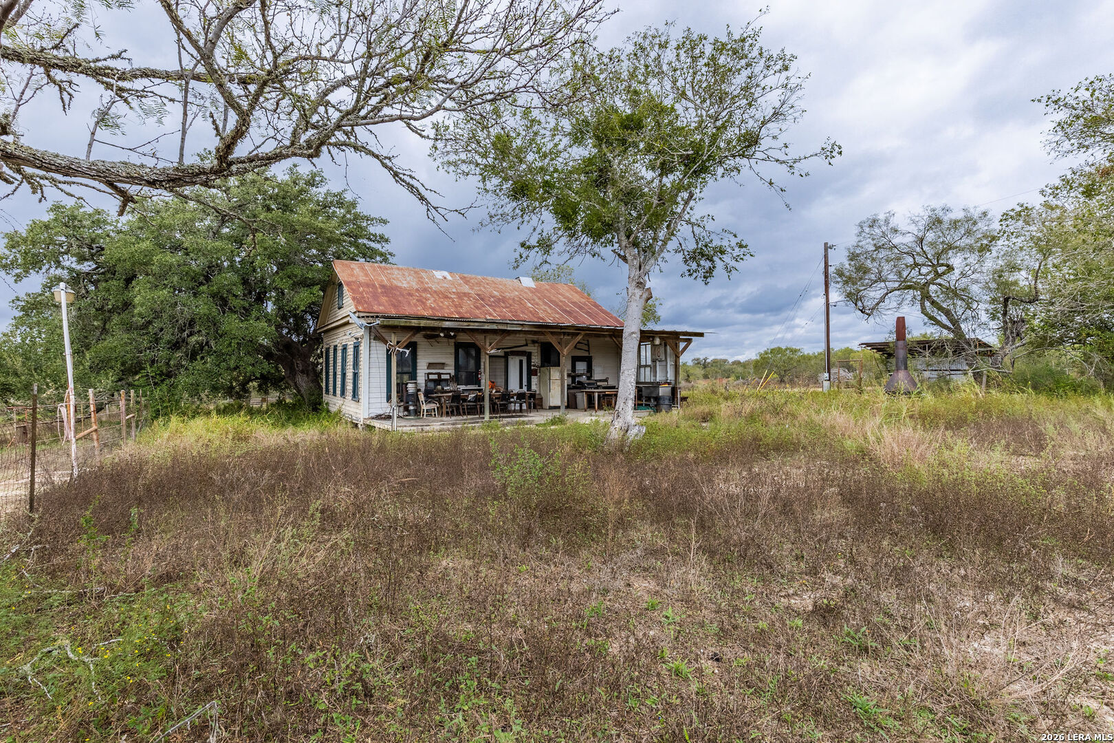 581 Eden Rd, Seguin, TX 78155