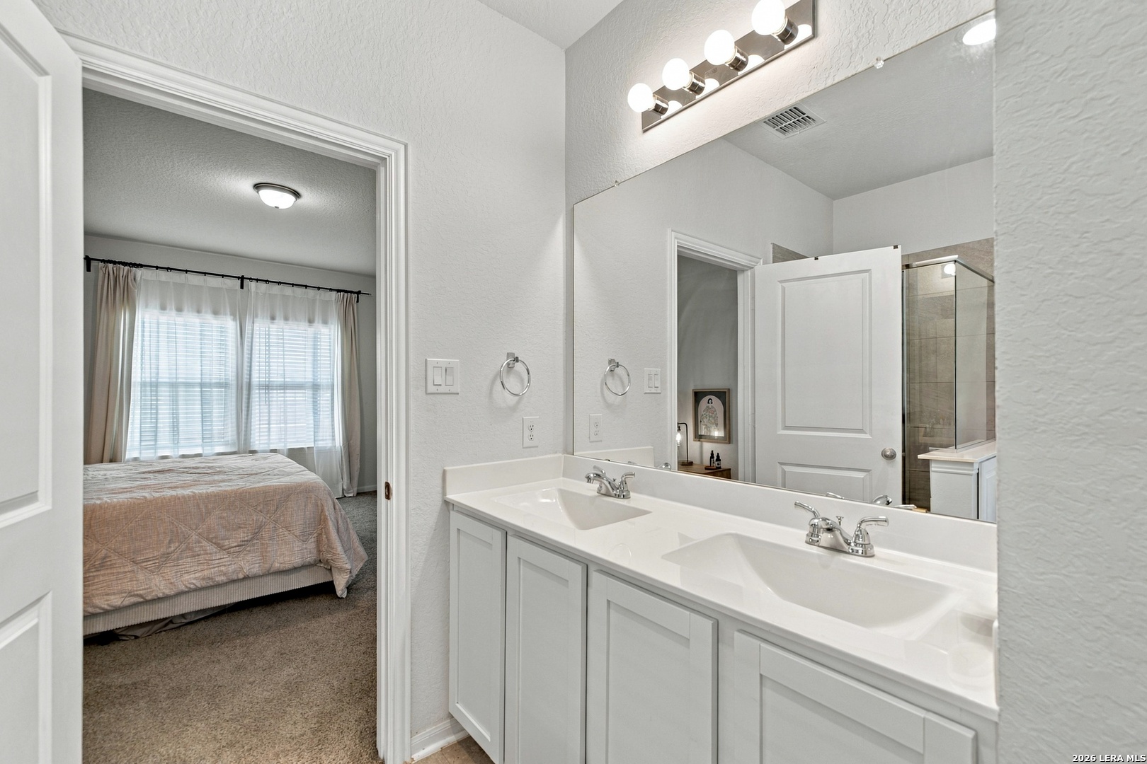251 Bobwhite Way, San Antonio, TX 78253