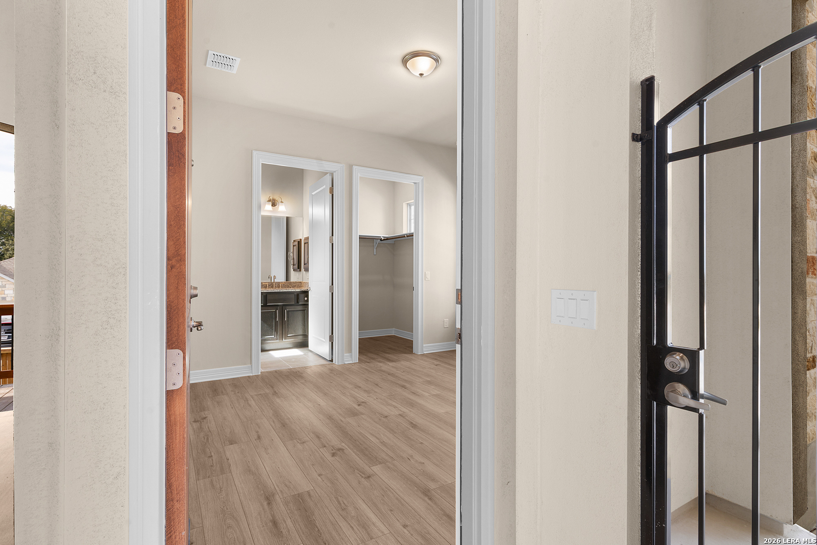 165 ALLIN OAKS, Universal City, TX 78148