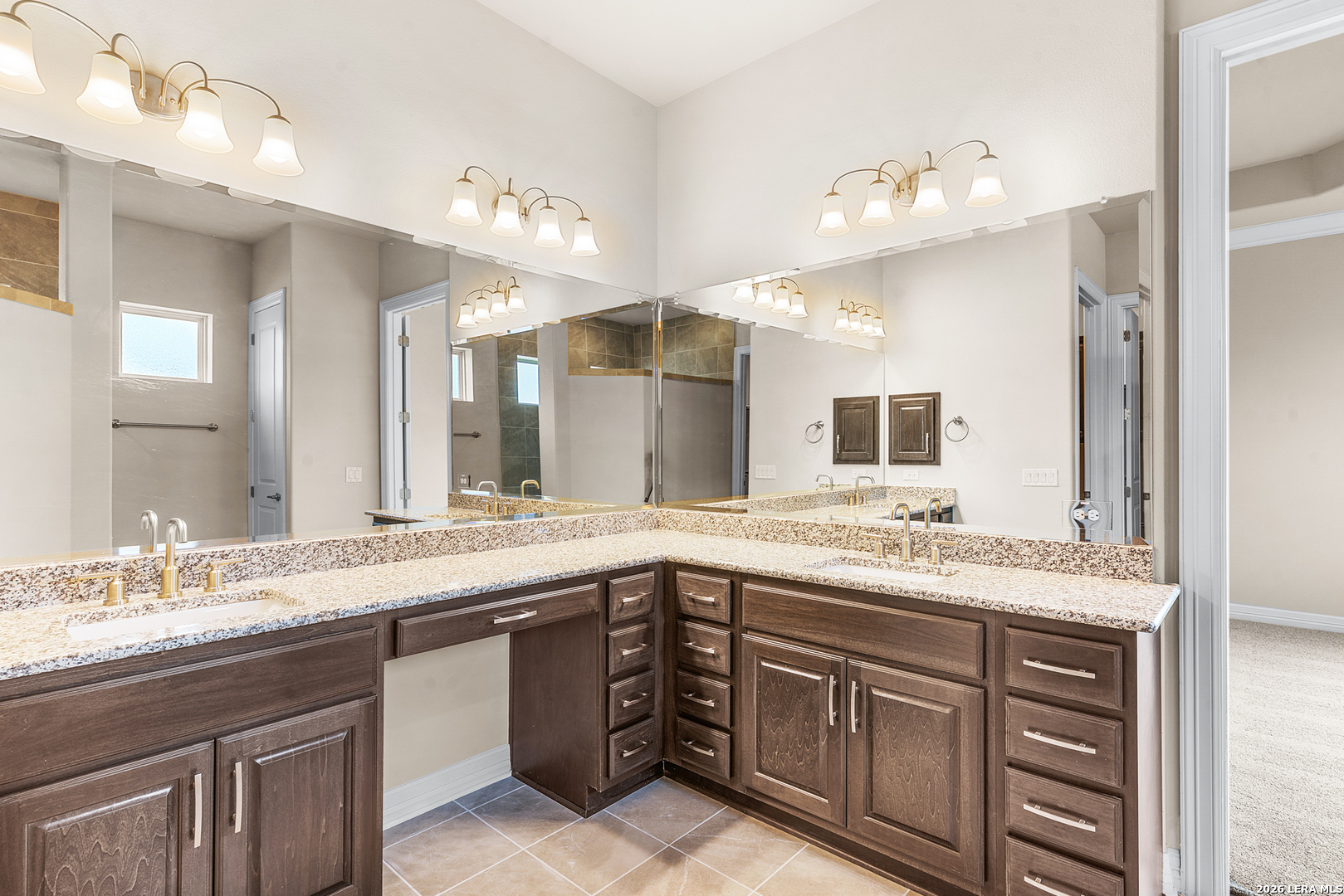 165 ALLIN OAKS, Universal City, TX 78148