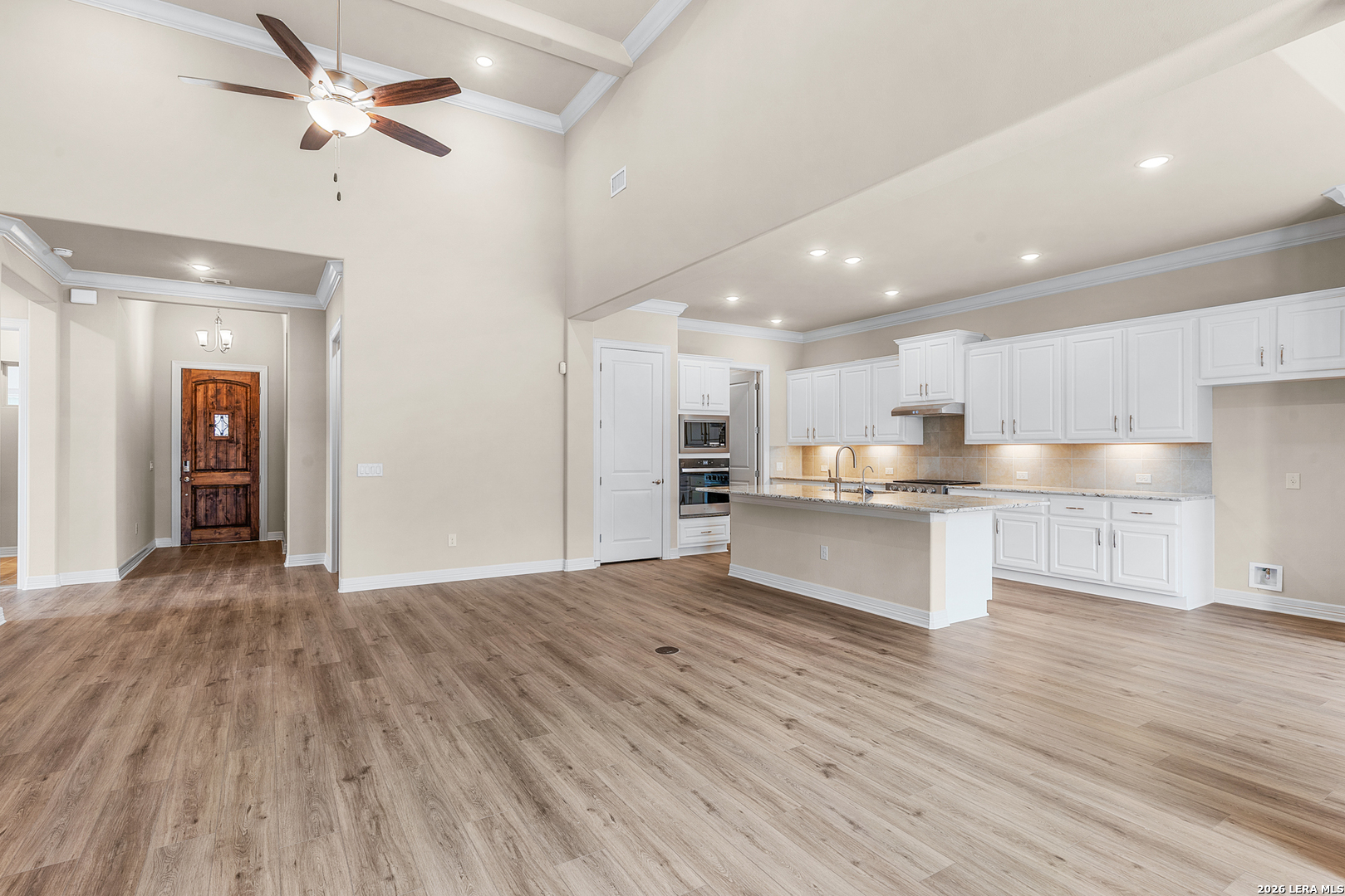 165 ALLIN OAKS, Universal City, TX 78148