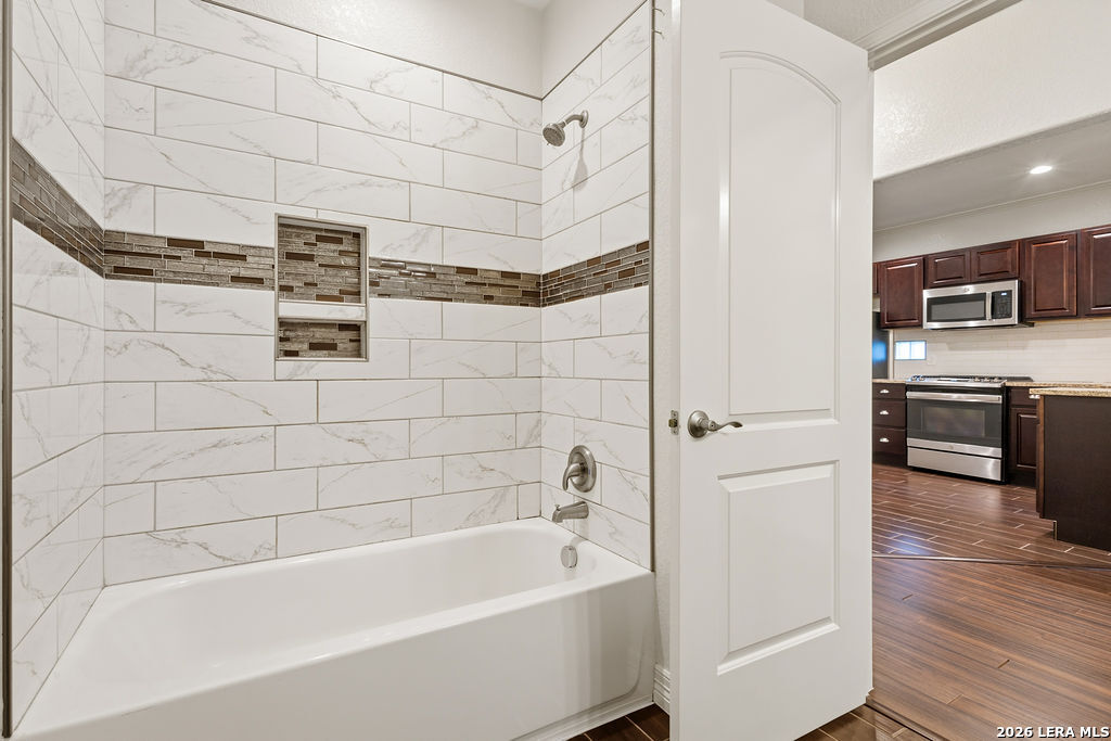 333 E Hafer, #102, San Antonio, TX 78214