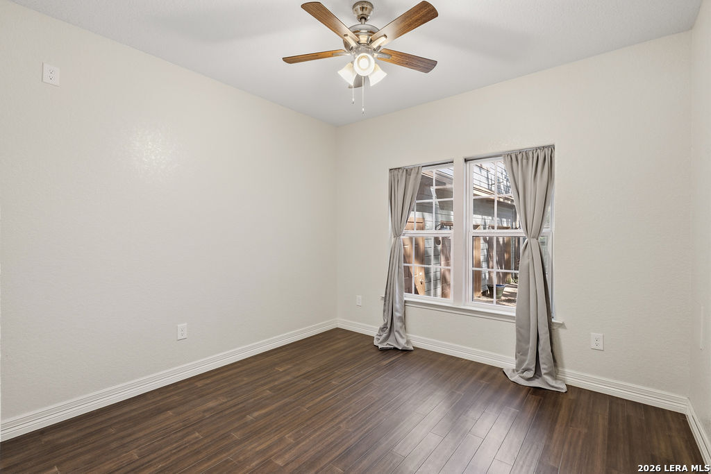 333 E Hafer, #102, San Antonio, TX 78214