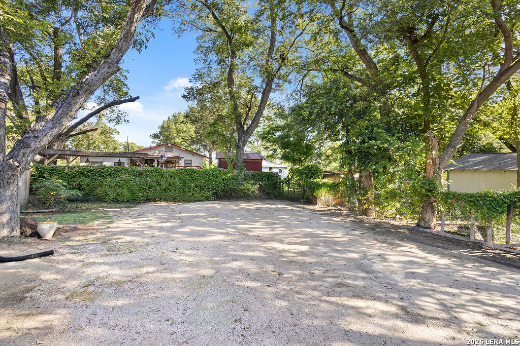333 E Hafer, #102, San Antonio, TX 78214