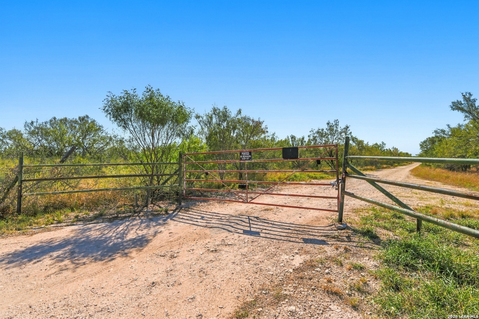 344 Private Rd 5000, Uvalde, TX 78801