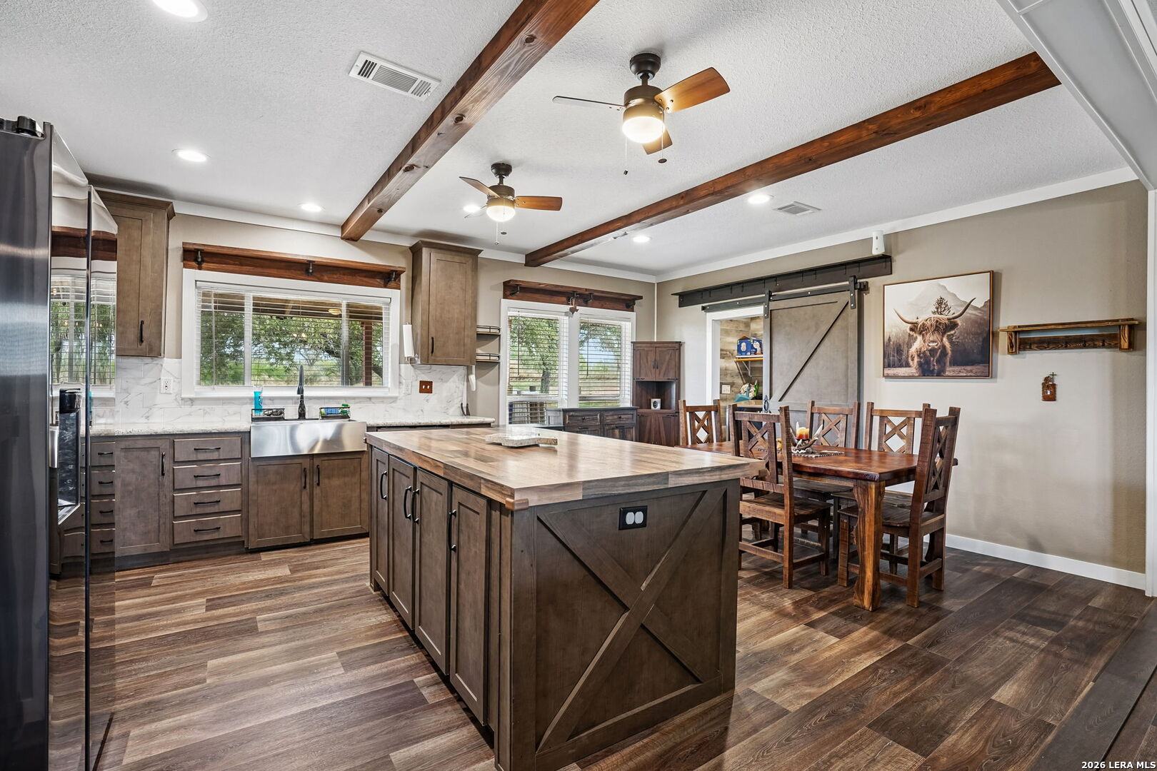 10015 FM 2200 S, Yancey, TX 78886