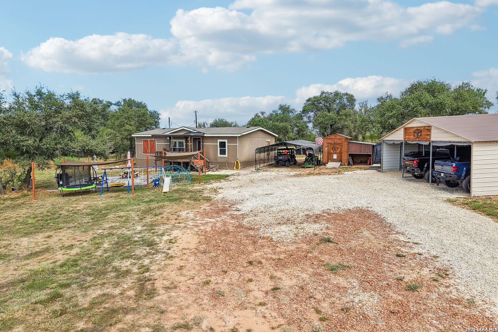 10015 FM 2200 S, Yancey, TX 78886