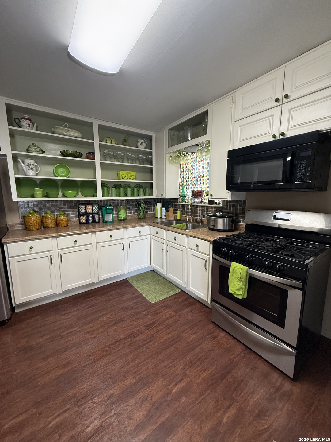403 S 11TH ST, Carrizo Springs, TX 78834