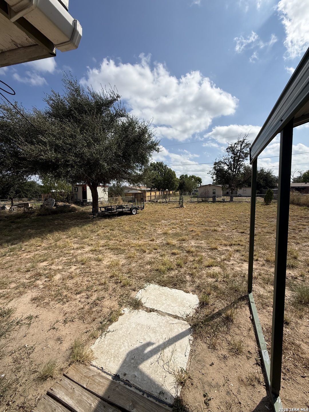 403 S 11TH ST, Carrizo Springs, TX 78834