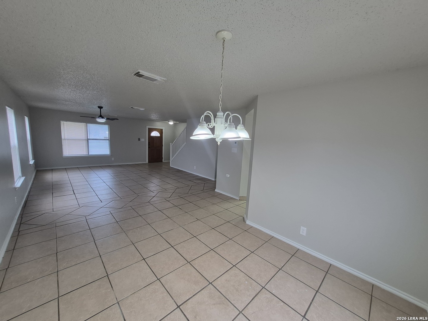 8043 Chestnut Manor Dr., Converse, TX 78109