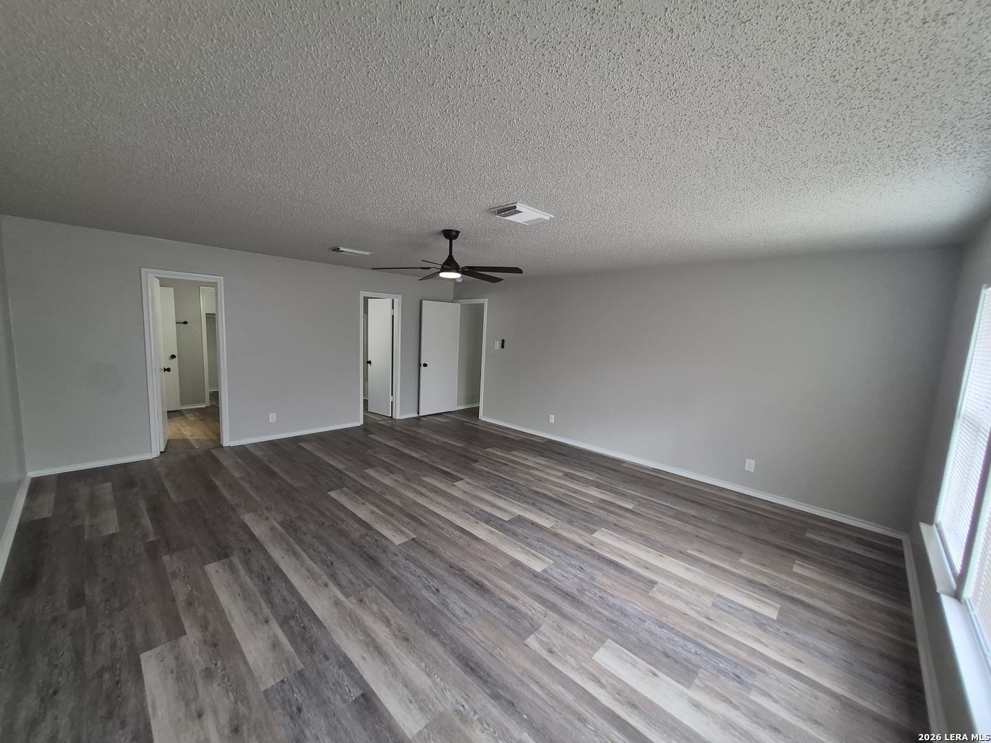 8043 Chestnut Manor Dr., Converse, TX 78109