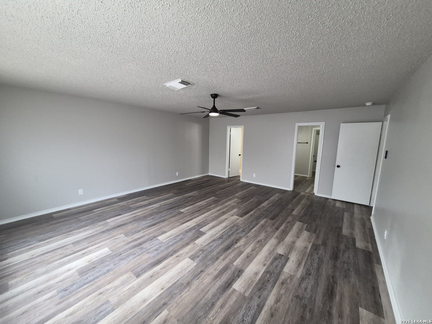 8043 Chestnut Manor Dr., Converse, TX 78109