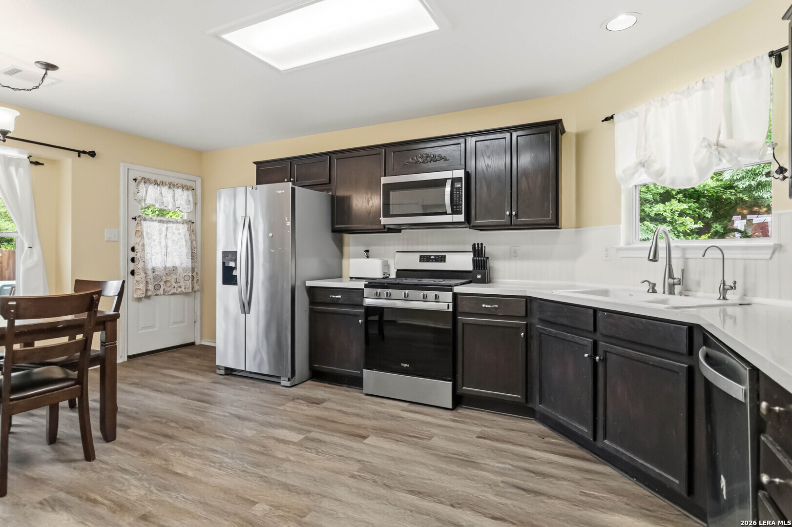 9003 HILLTOP CROSSING DR, San Antonio, TX 78251