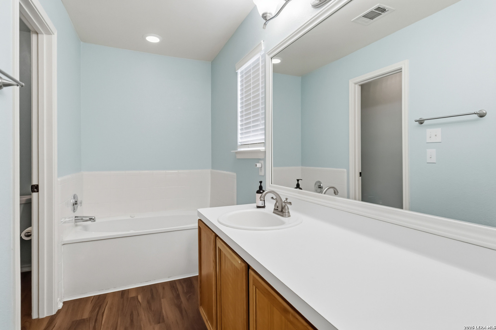 9003 HILLTOP CROSSING DR, San Antonio, TX 78251