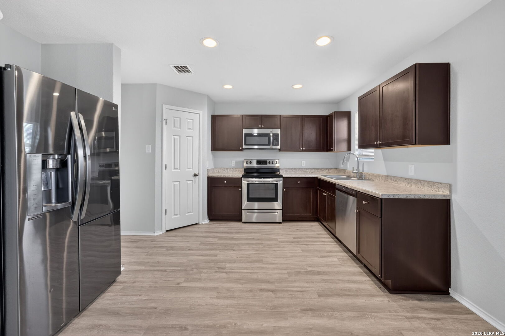 7526 CRESTWAY RDG, San Antonio, TX 78244
