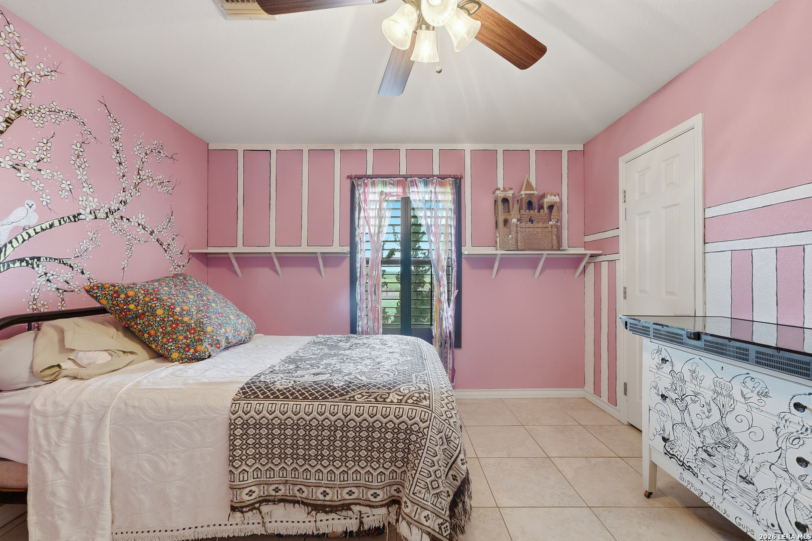 2nd Bedroom