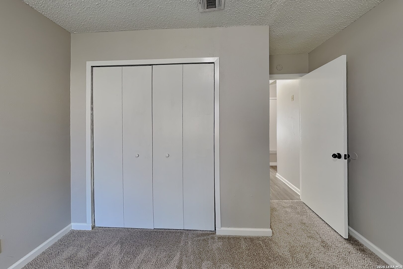6215 RIDGE ARBOR ST, San Antonio, TX 78250