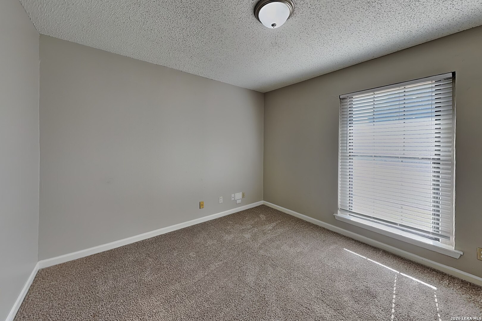 6215 RIDGE ARBOR ST, San Antonio, TX 78250