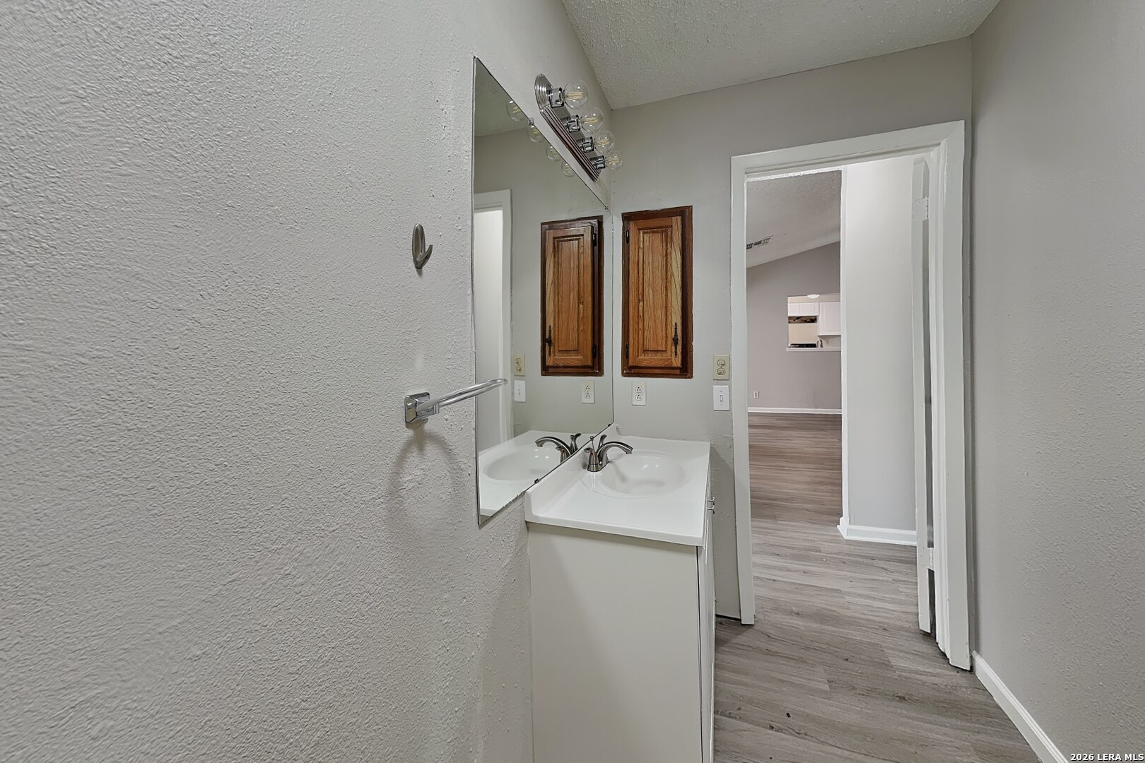 6215 RIDGE ARBOR ST, San Antonio, TX 78250