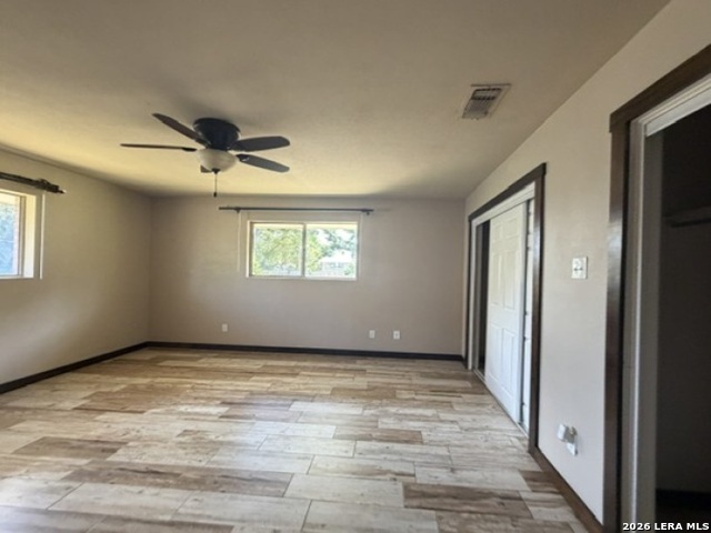 104 WESTWOOD LN, Kerrville, TX 78028