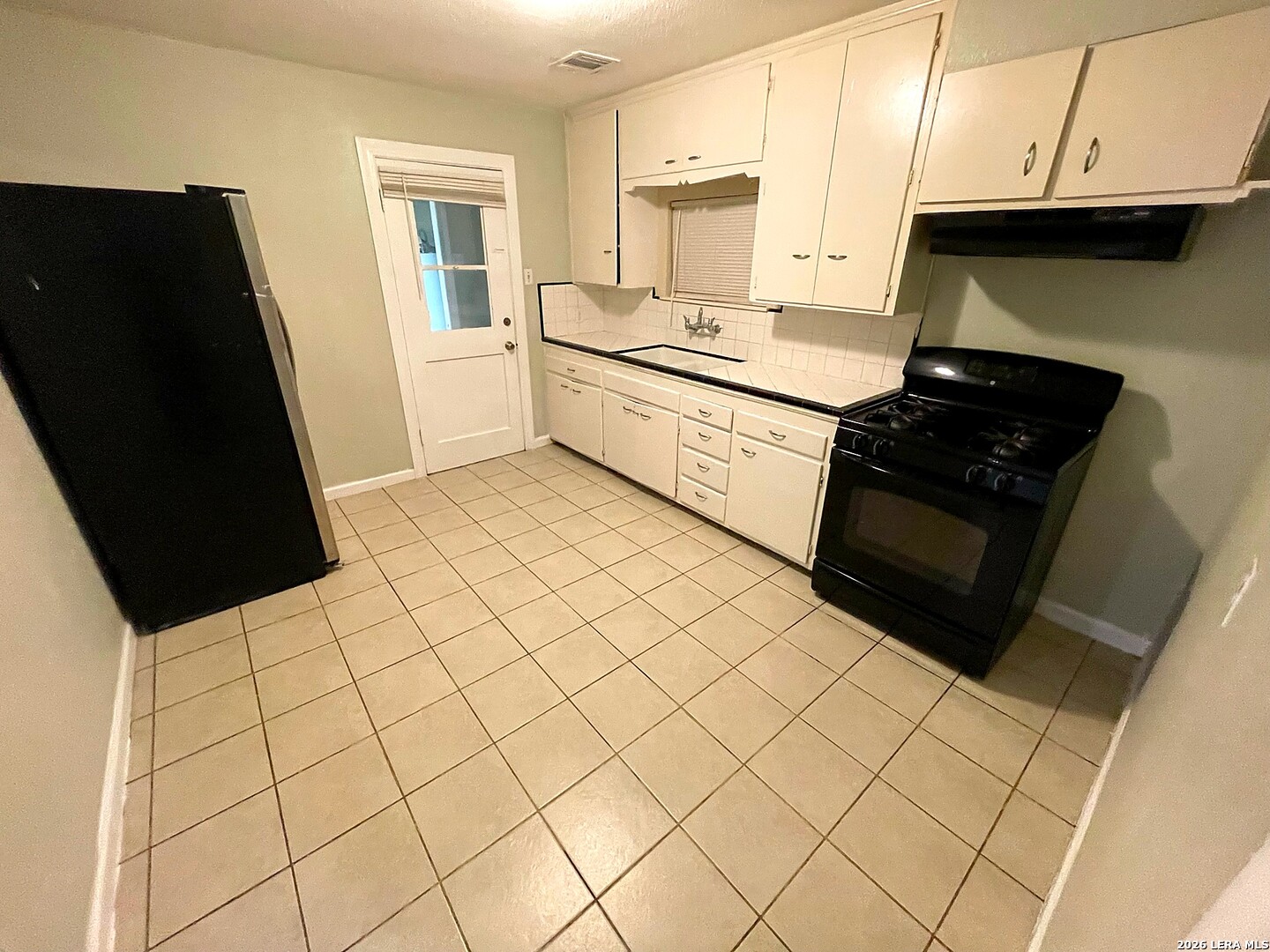 1034 COLZONA RD, San Antonio, TX 78219