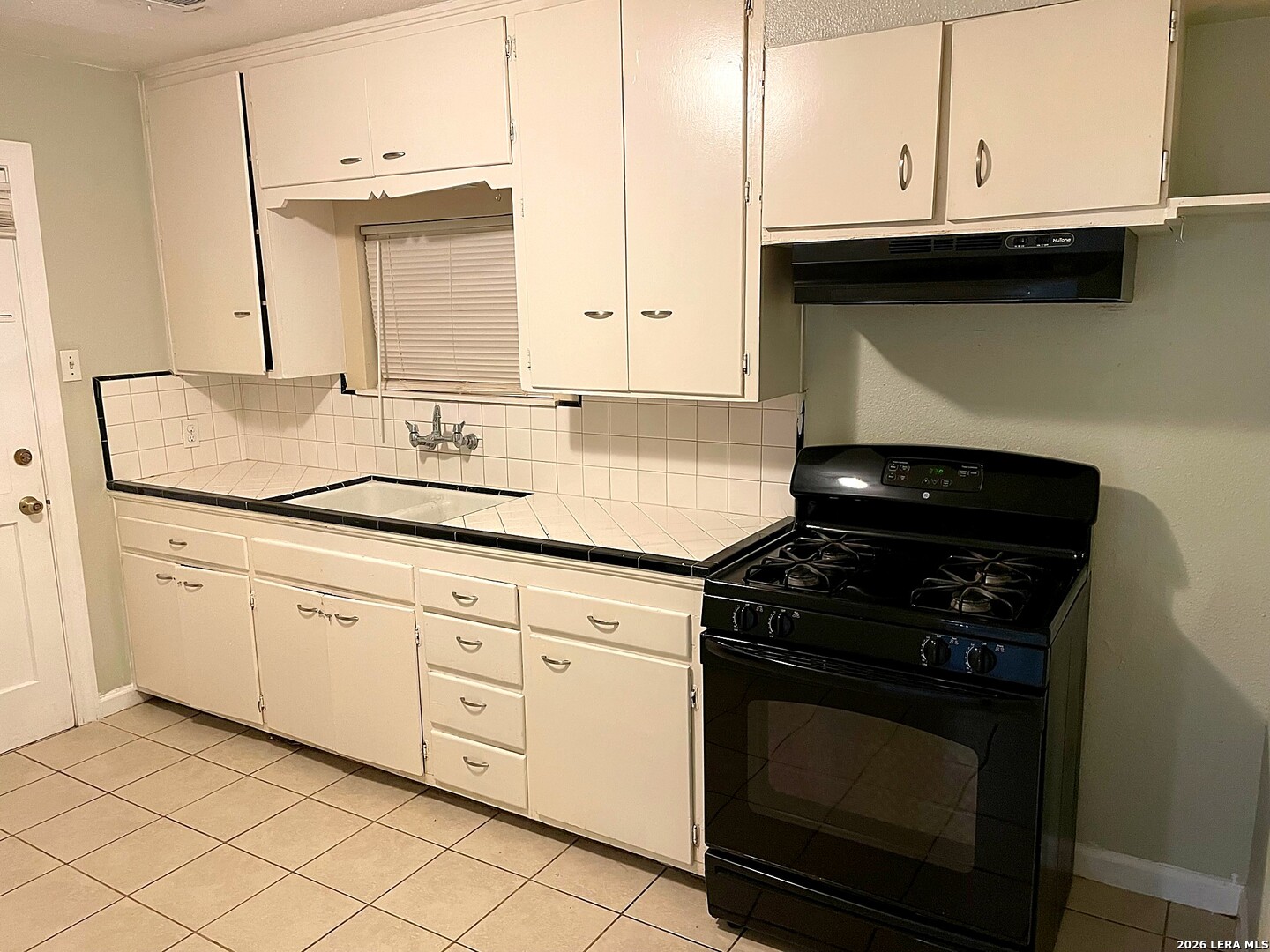 1034 COLZONA RD, San Antonio, TX 78219