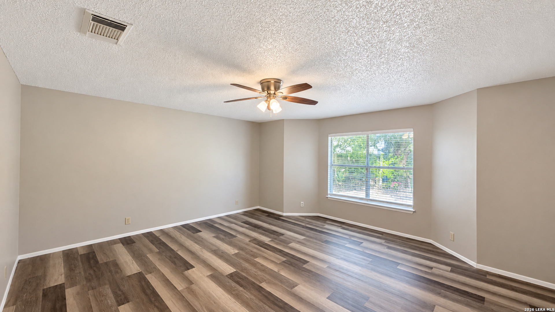 8131 Brisbane, Converse, TX 78109